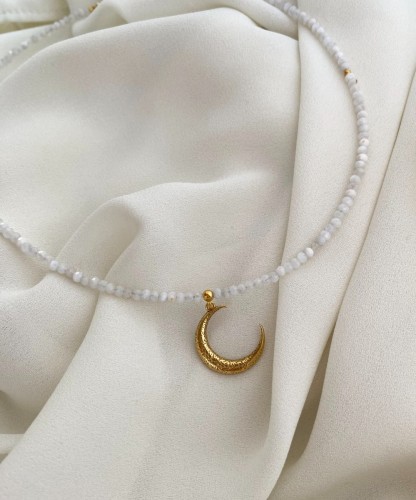 Naszyjnik srebrny pozłacany Księżyc - kamień księżycowy