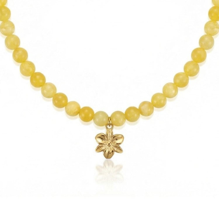 naszyjnik z kamieni z kwiatem